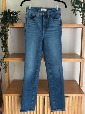 Madewell Stovepipe High-Rise Straight Jeans in Medium Blue Wash
